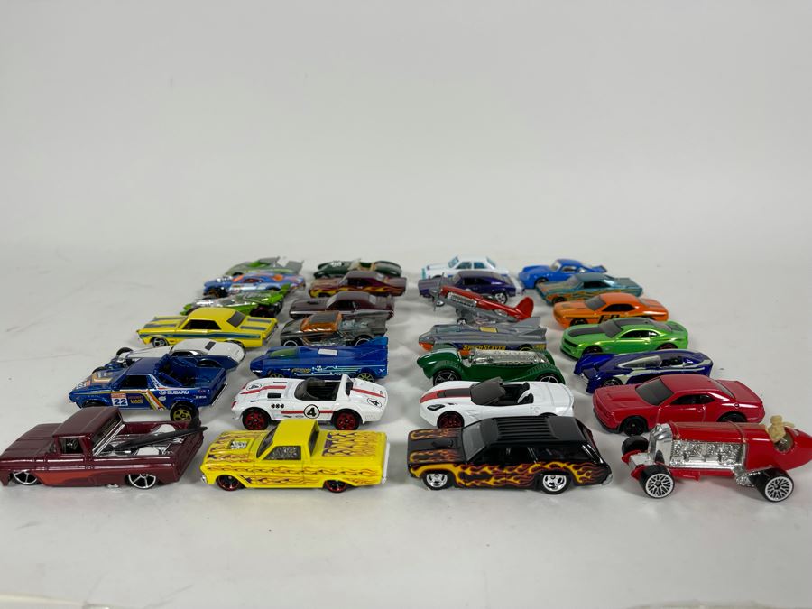 Vintage Mattel Hot Wheels Cars Lot - See Photos [Photo 2]
