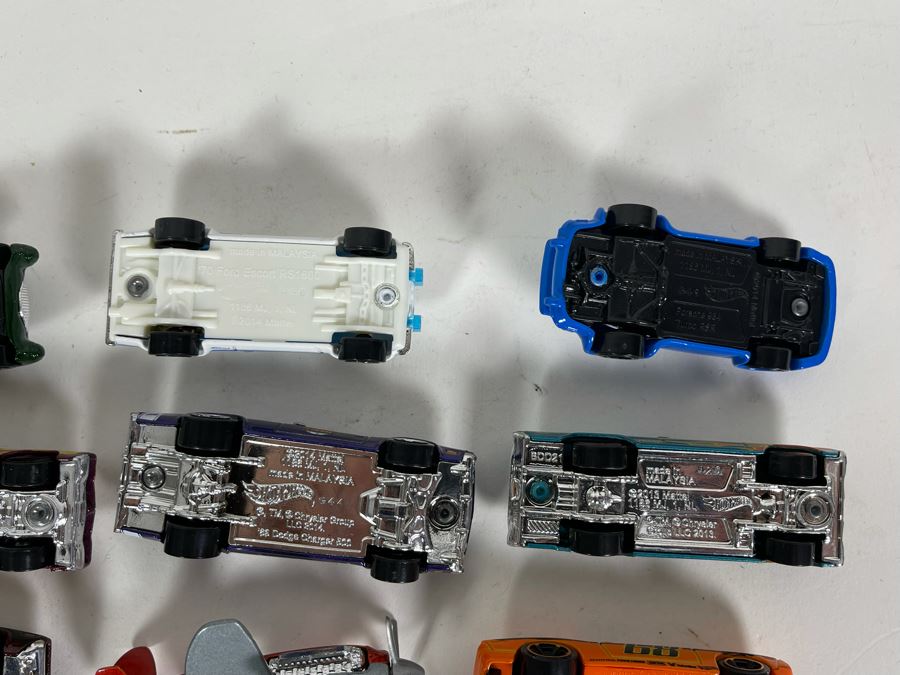 Vintage Mattel Hot Wheels Cars Lot - See Photos [Photo 22]