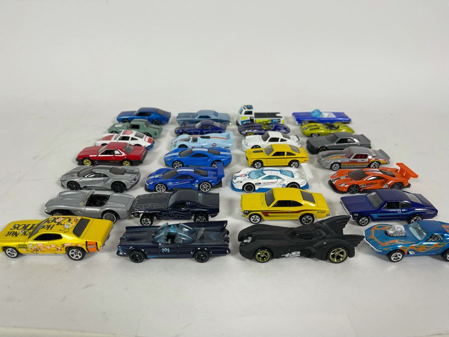 Vintage Mattel Hot Wheels Cars Lot - See Photos [Photo 2]