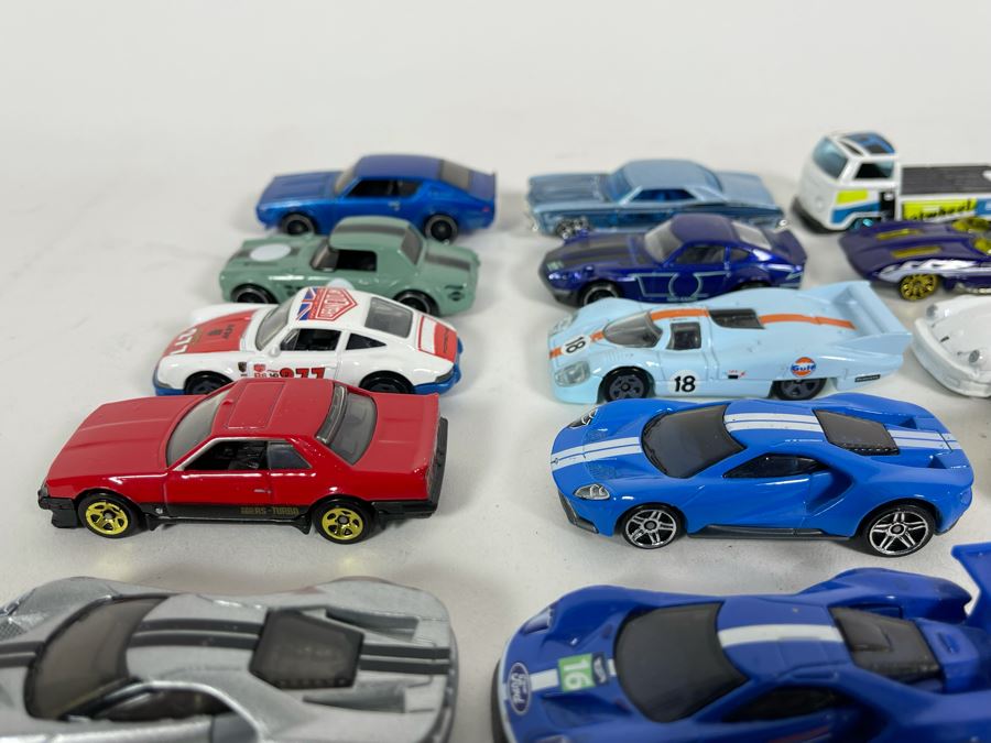 Vintage Mattel Hot Wheels Cars Lot - See Photos [Photo 10]