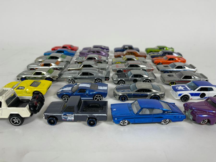 Vintage Mattel Hot Wheels Cars Lot - See Photos [Photo 2]