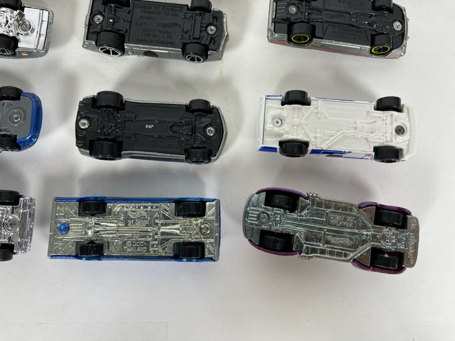 Vintage Mattel Hot Wheels Cars Lot - See Photos [Photo 14]
