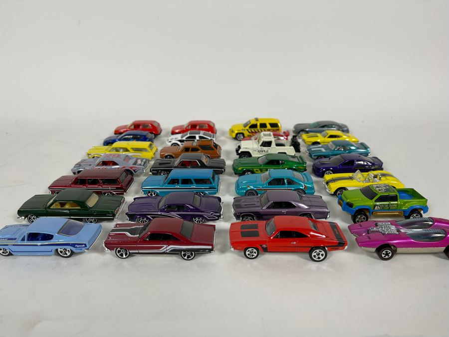 Vintage Mattel Hot Wheels Cars Lot - See Photos [Photo 2]
