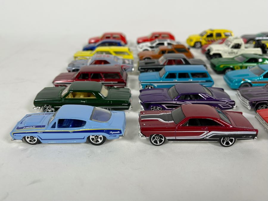 Vintage Mattel Hot Wheels Cars Lot - See Photos [Photo 5]