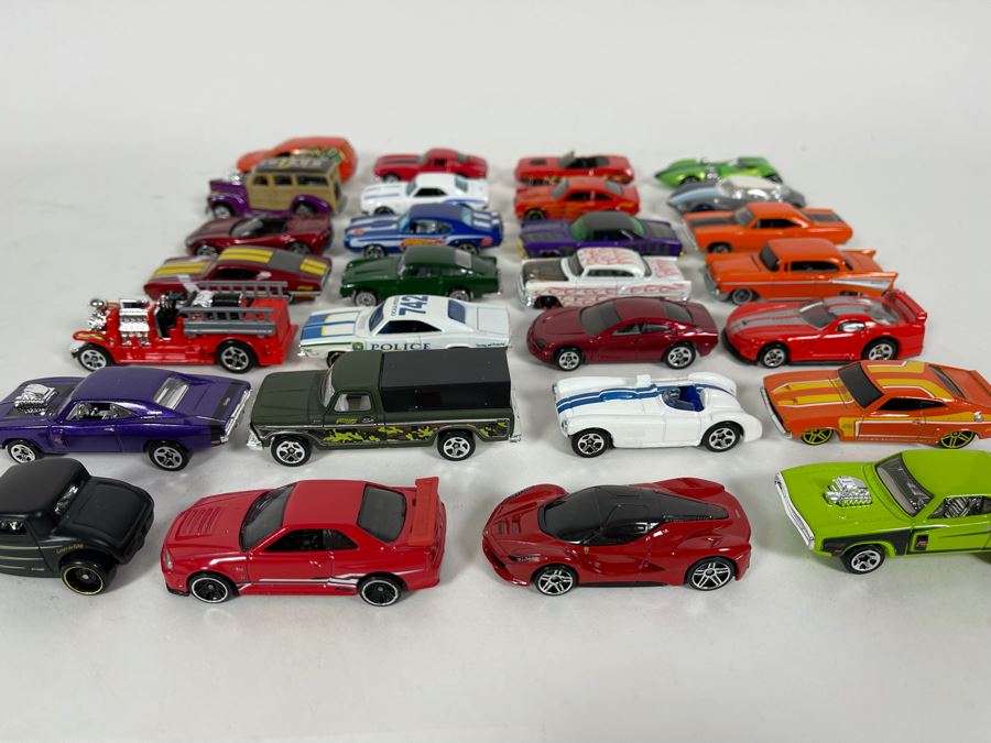 Vintage Mattel Hot Wheels Cars Lot - See Photos [Photo 2]