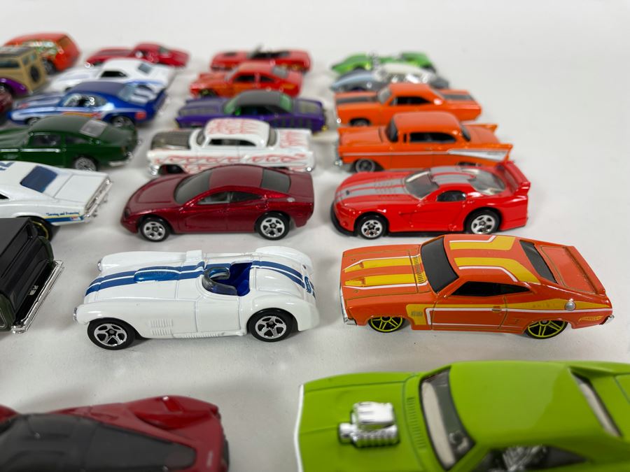 Vintage Mattel Hot Wheels Cars Lot - See Photos [Photo 7]