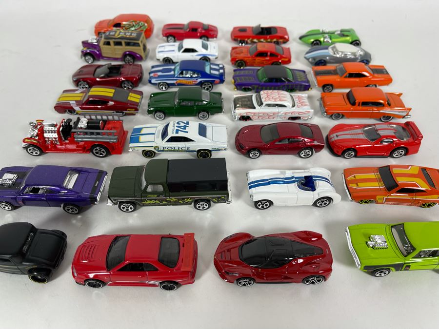 Vintage Mattel Hot Wheels Cars Lot - See Photos [Photo 3]