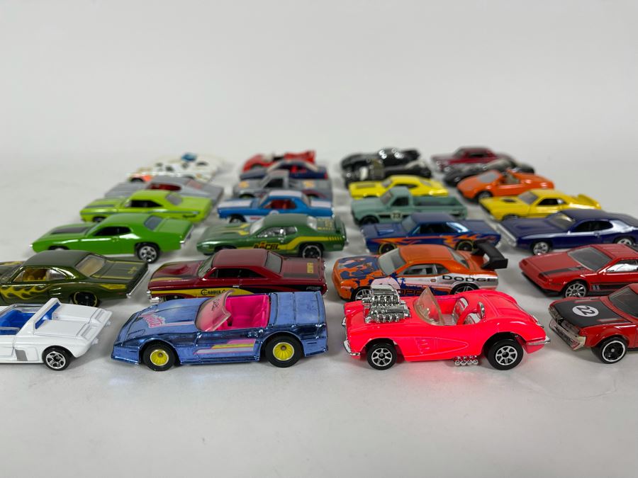 Vintage Mattel Hot Wheels Cars Lot - See Photos [Photo 3]