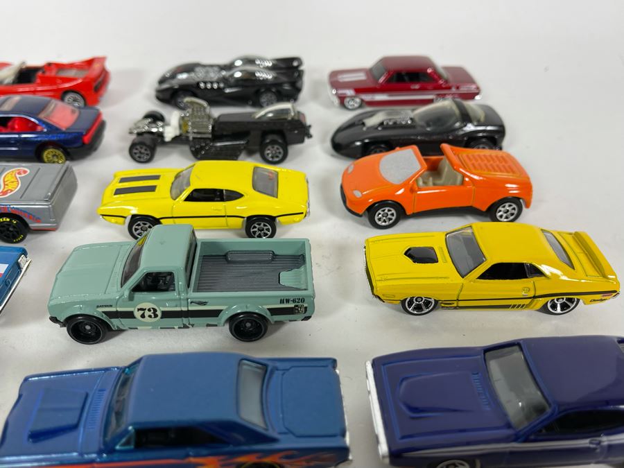 Vintage Mattel Hot Wheels Cars Lot - See Photos [Photo 11]