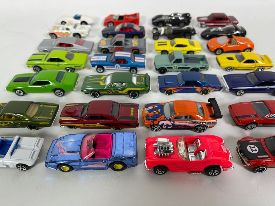 Vintage Mattel Hot Wheels Cars Lot - See Photos [Photo 4]