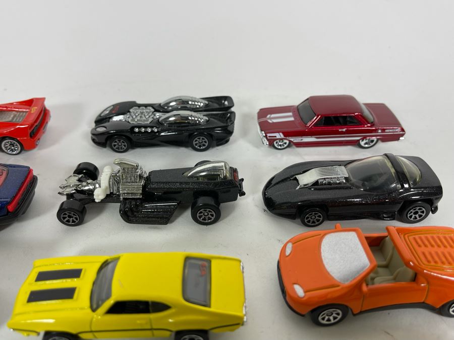 Vintage Mattel Hot Wheels Cars Lot - See Photos [Photo 12]