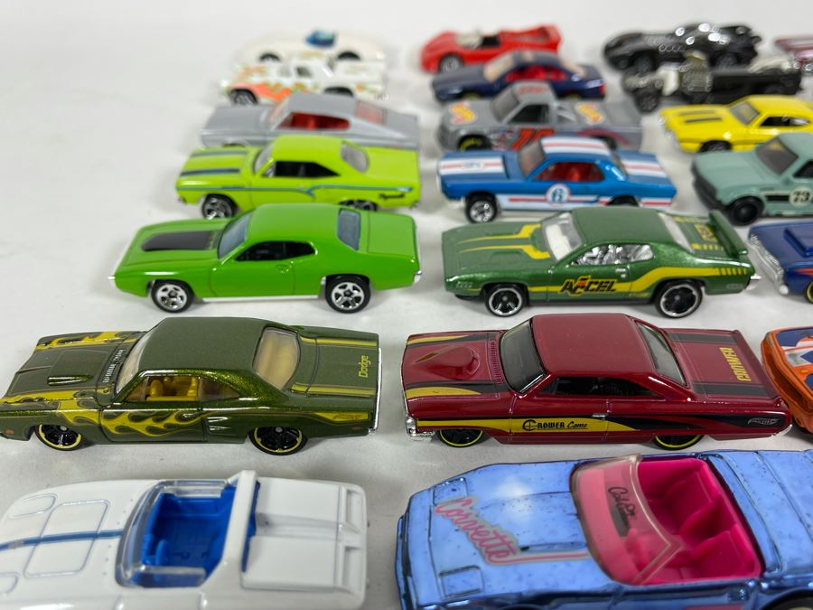 Vintage Mattel Hot Wheels Cars Lot - See Photos