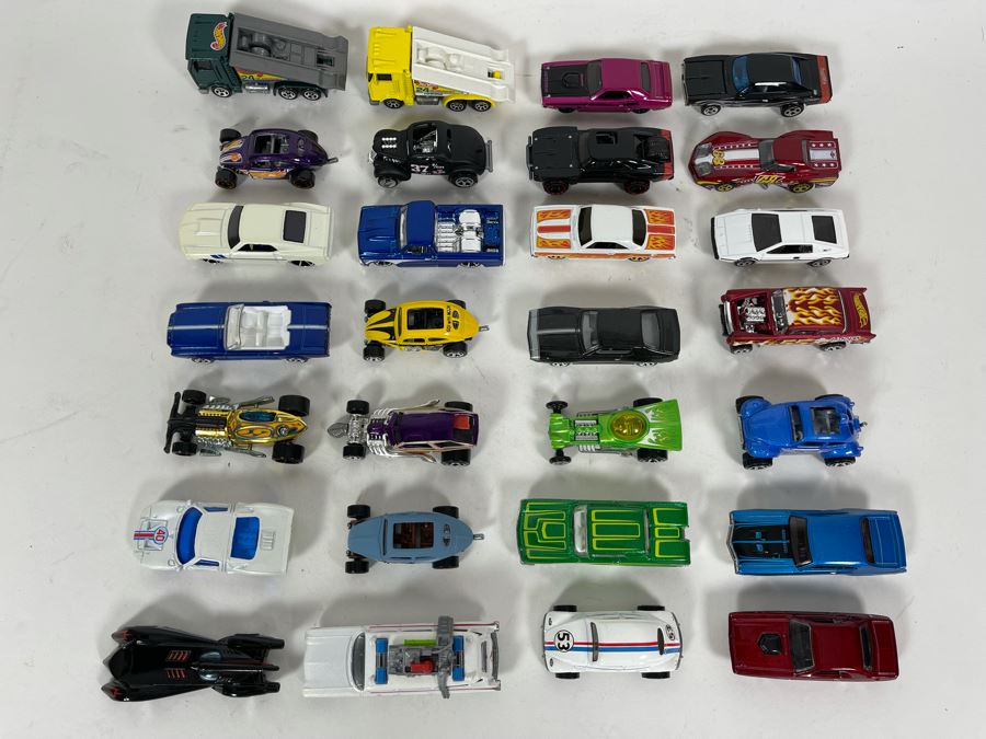 Vintage Mattel Hot Wheels Cars Lot - See Photos [Photo 3]