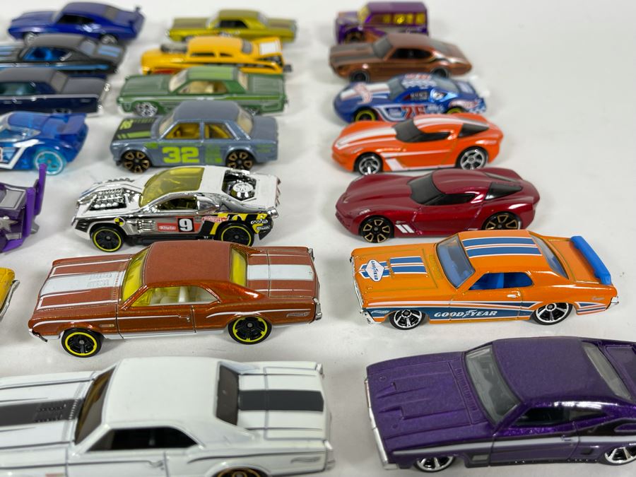Vintage Mattel Hot Wheels Cars Lot - See Photos [Photo 6]