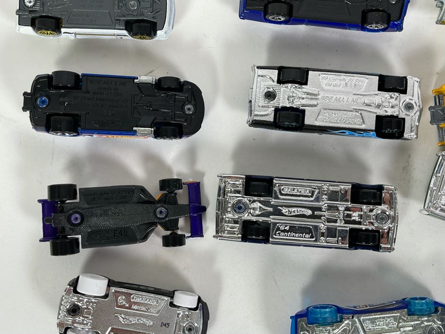 Vintage Mattel Hot Wheels Cars Lot - See Photos [Photo 17]