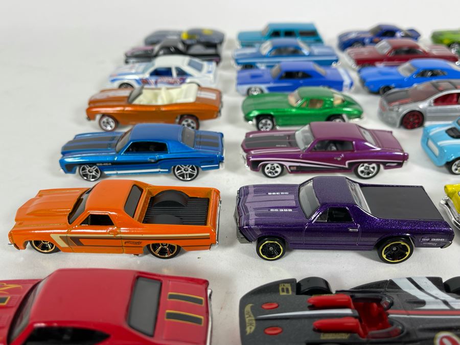 Vintage Mattel Hot Wheels Cars Lot - See Photos [Photo 7]