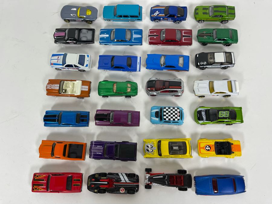 Vintage Mattel Hot Wheels Cars Lot - See Photos [Photo 3]