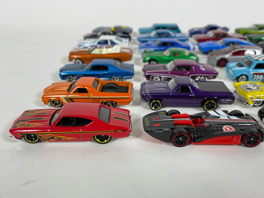 Vintage Mattel Hot Wheels Cars Lot - See Photos [Photo 4]