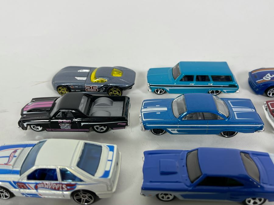 Vintage Mattel Hot Wheels Cars Lot - See Photos [Photo 11]
