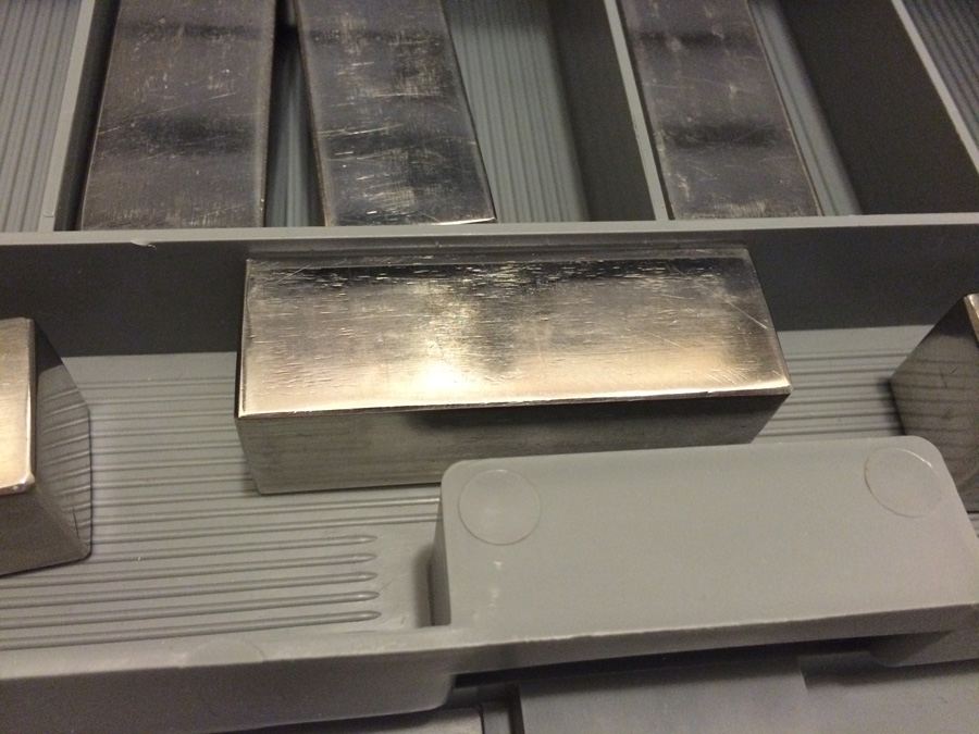 Sewing Materials Threads & Plano Tackle Box [Photo 9]