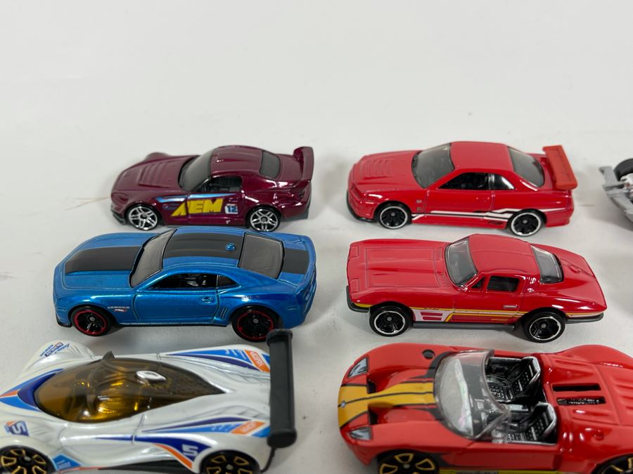 Vintage Mattel Hot Wheels Cars Lot - See Photos [Photo 11]