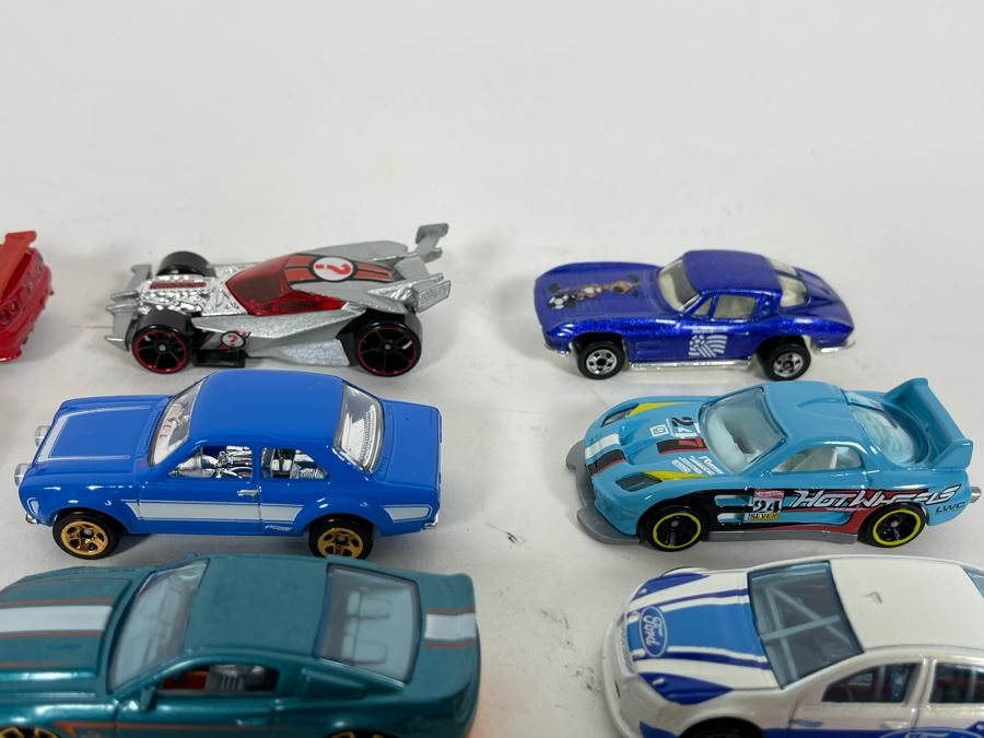 Vintage Mattel Hot Wheels Cars Lot - See Photos [Photo 10]