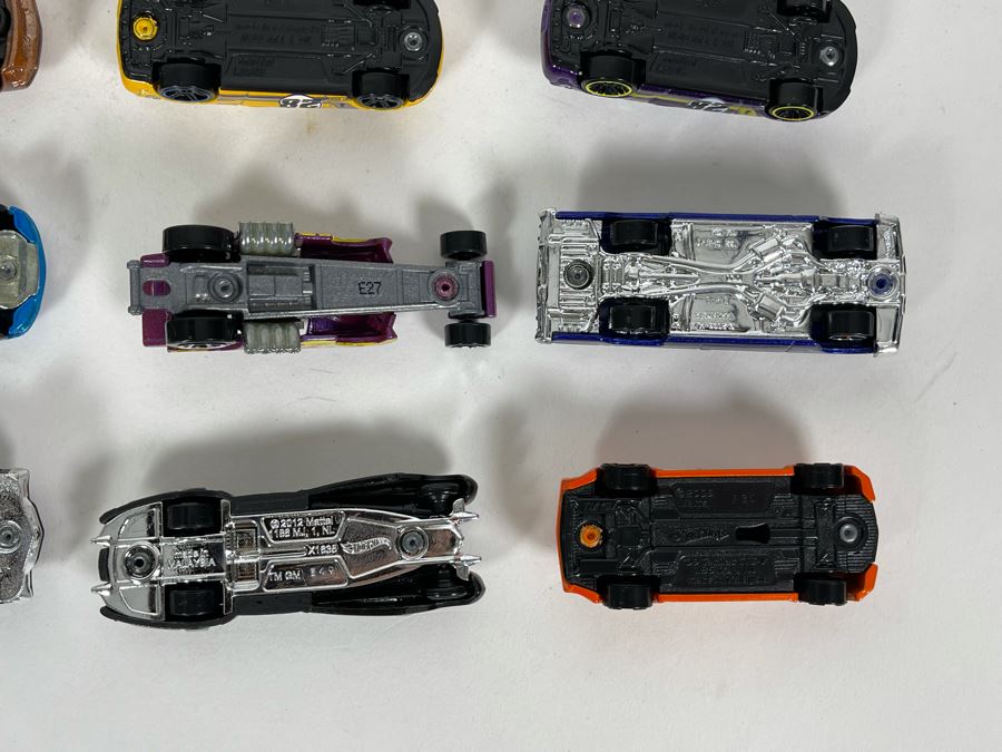 Vintage Mattel Hot Wheels Cars Lot - See Photos [Photo 14]