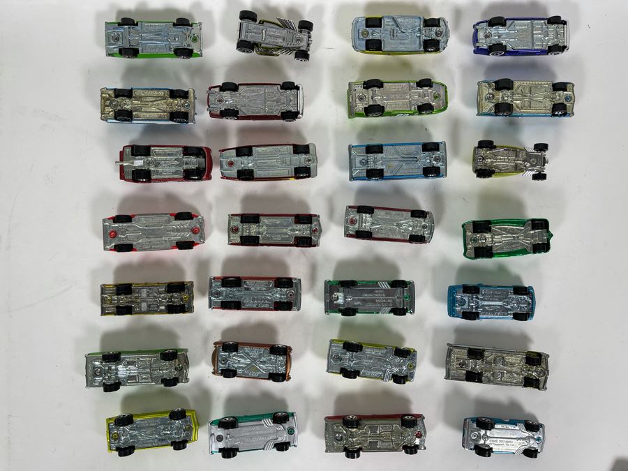 Vintage Mattel Hot Wheels Cars Lot - See Photos [Photo 12]