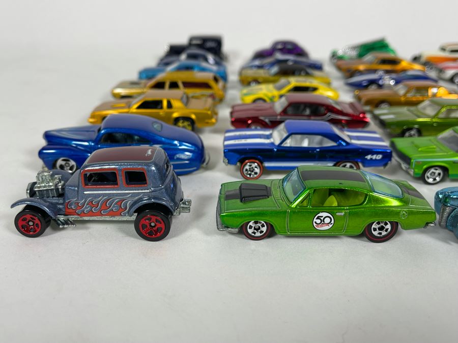 Vintage Mattel Hot Wheels Cars Lot - See Photos [Photo 4]