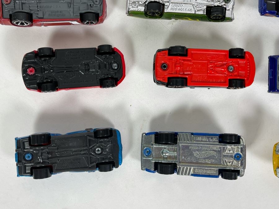Vintage Mattel Hot Wheels Cars Lot - See Photos [Photo 13]