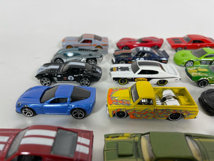 Vintage Mattel Hot Wheels Cars Lot - See Photos [Photo 8]