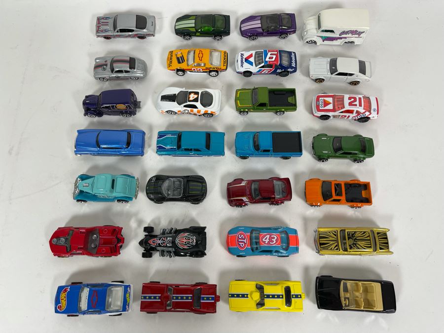Vintage Mattel Hot Wheels Cars Lot - See Photos [Photo 3]