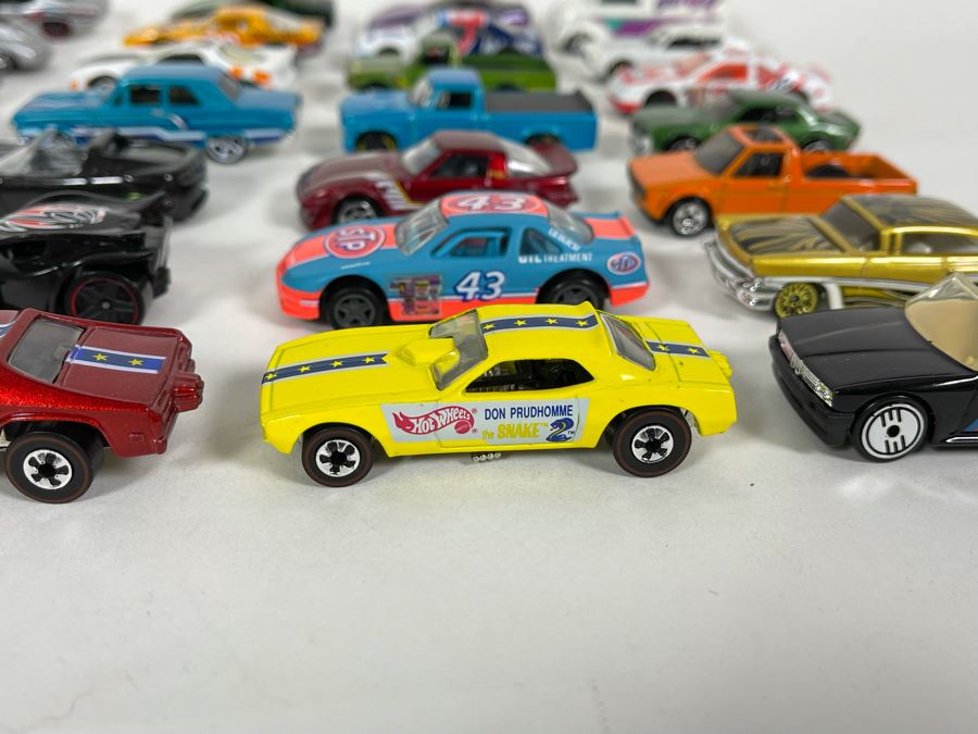 Vintage Mattel Hot Wheels Cars Lot - See Photos