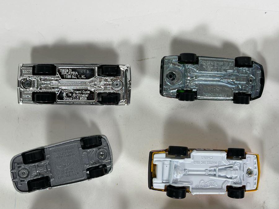 Vintage Mattel Hot Wheels Cars Lot - See Photos [Photo 22]