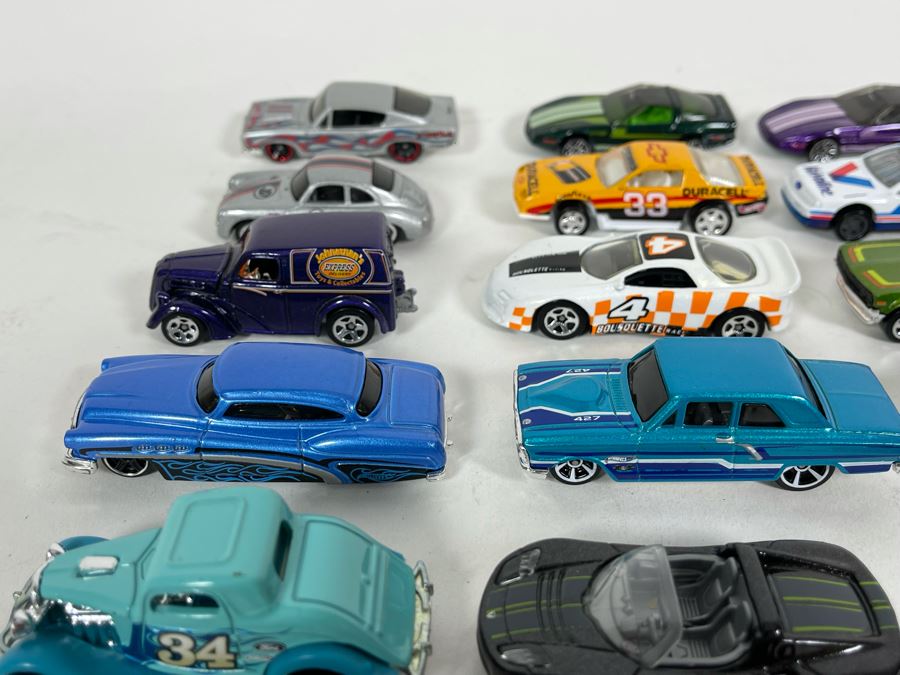 Vintage Mattel Hot Wheels Cars Lot - See Photos [Photo 10]