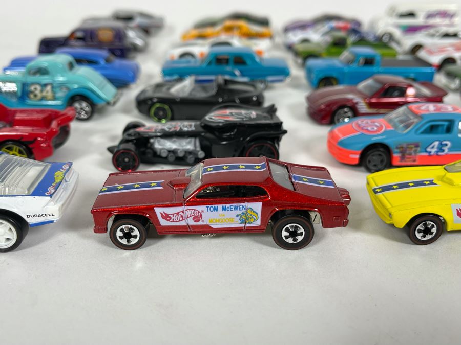 Vintage Mattel Hot Wheels Cars Lot - See Photos [Photo 5]