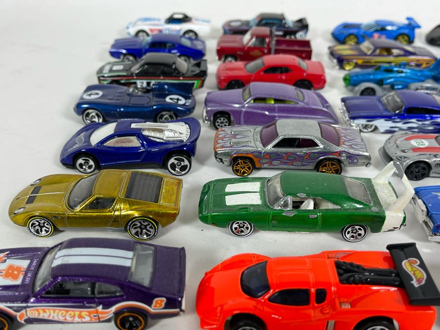 Vintage Mattel Hot Wheels Cars Lot - See Photos [Photo 10]