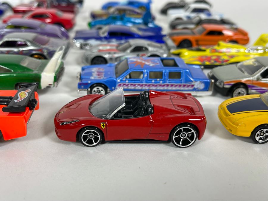 Vintage Mattel Hot Wheels Cars Lot - See Photos [Photo 7]