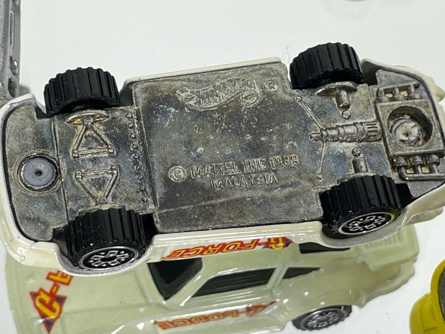 (10) Vintage Mattel Hot Wheels Cars [Photo 15]
