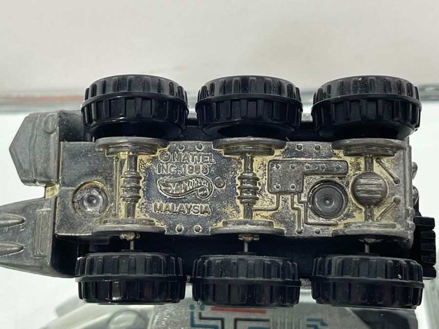 (11) Vintage Mattel Hot Wheels Cars [Photo 24]