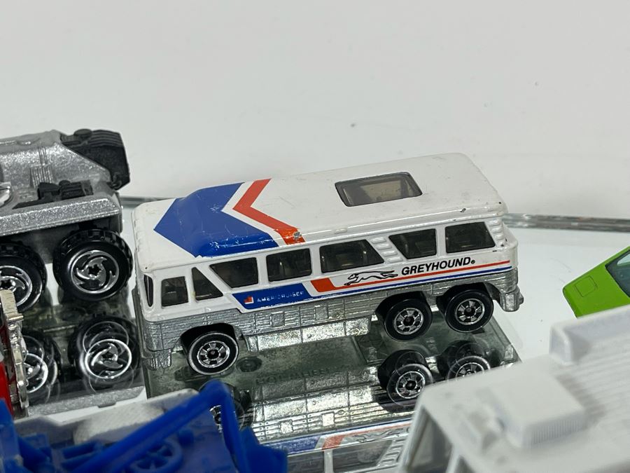 (11) Vintage Mattel Hot Wheels Cars [Photo 12]