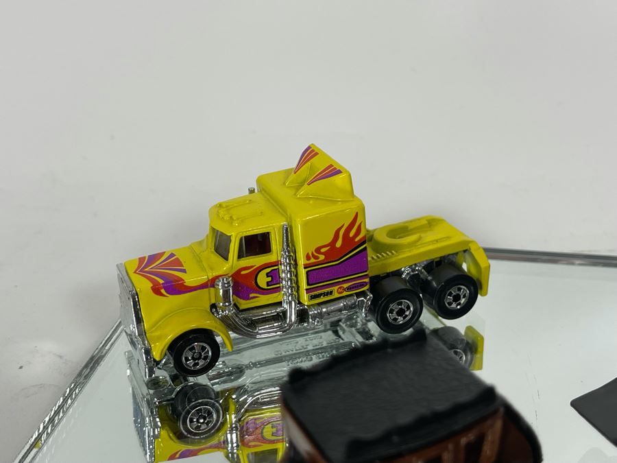 (11) Vintage Mattel Hot Wheels Cars [Photo 13]