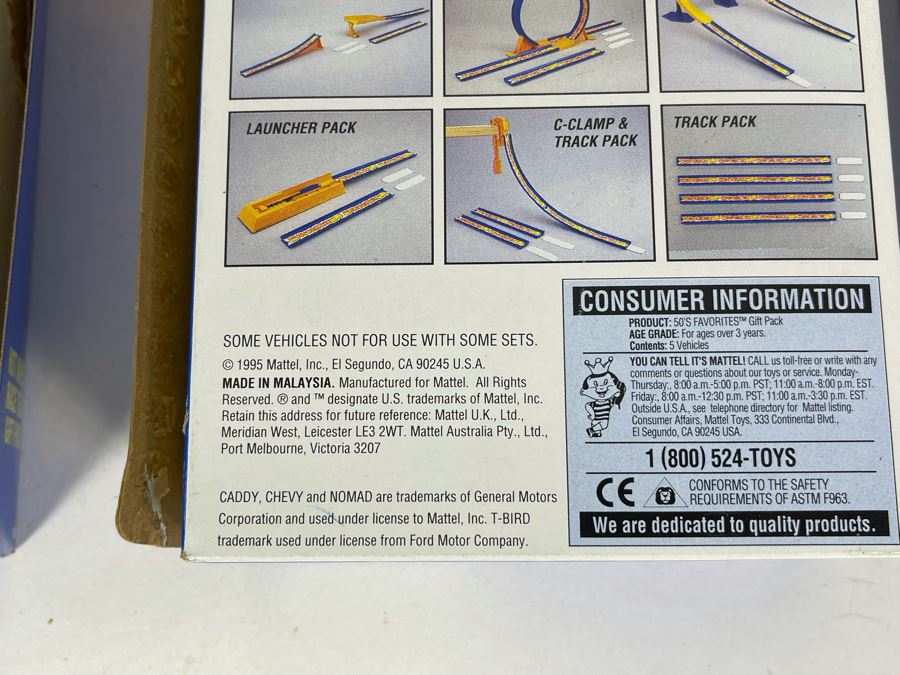 (3) Mattel Hot Wheels Cars Gift Packs 1995 (Opened) [Photo 10]