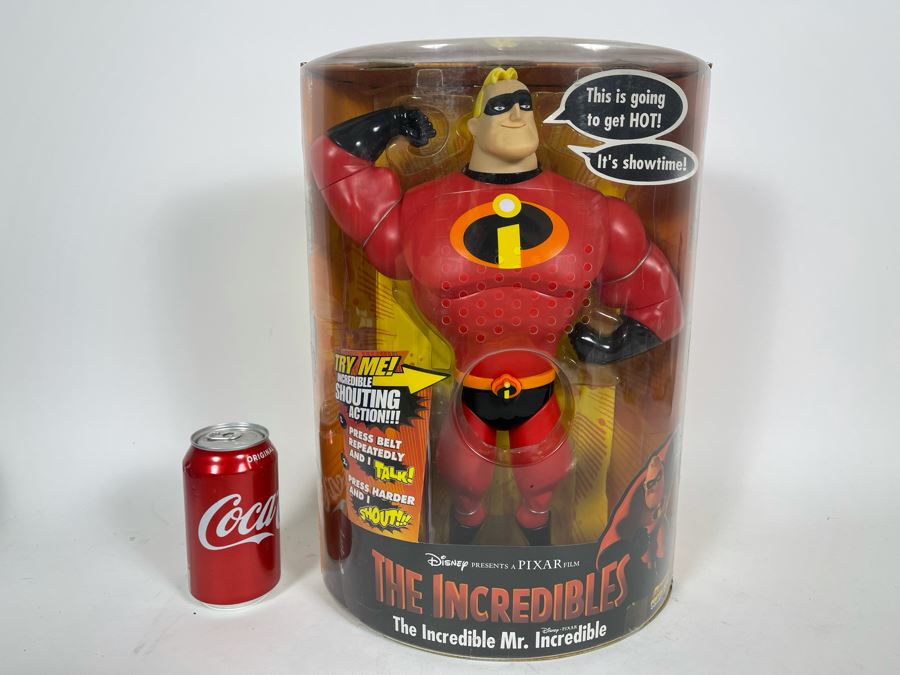Disney Pixar The Incredibles Action Figure The Incredible Mr. Incredible In Box [Photo 1]