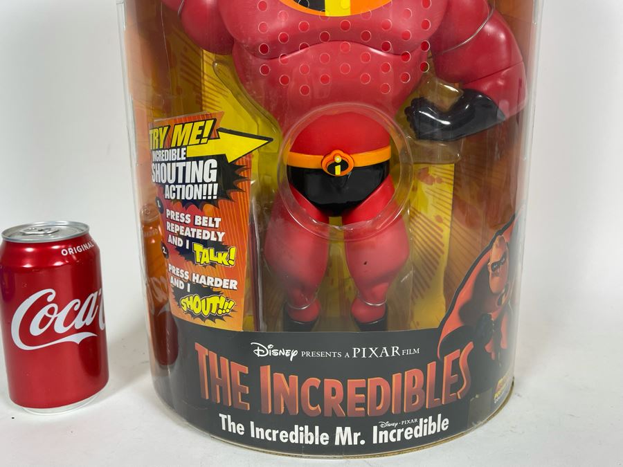 Disney Pixar The Incredibles Action Figure The Incredible Mr. Incredible In Box [Photo 4]