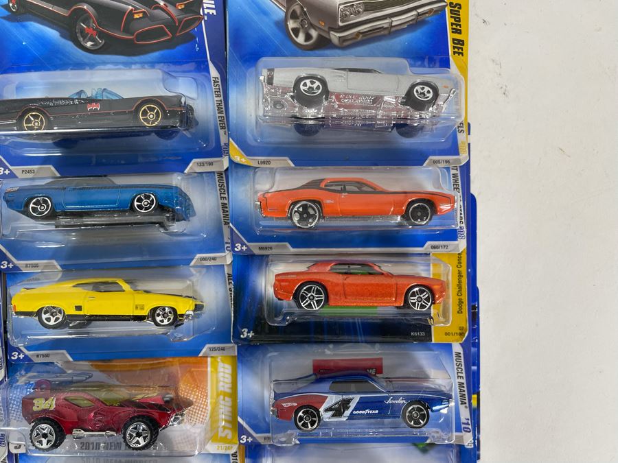 Collection Of Mattel Hot Wheels Cars On Cards [Photo 9]