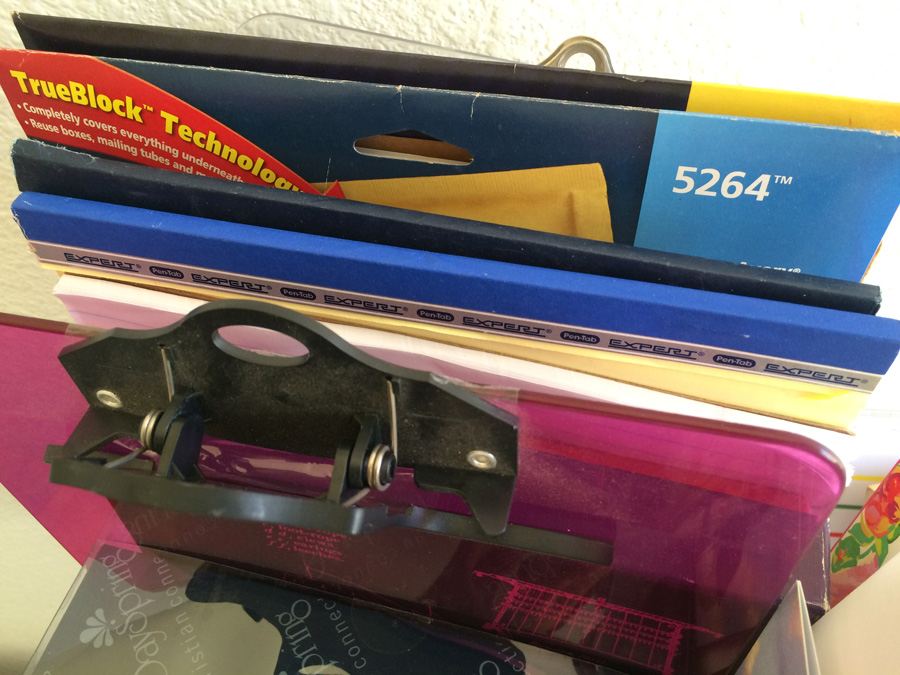 Huge Office Supply Lot [Photo 34]
