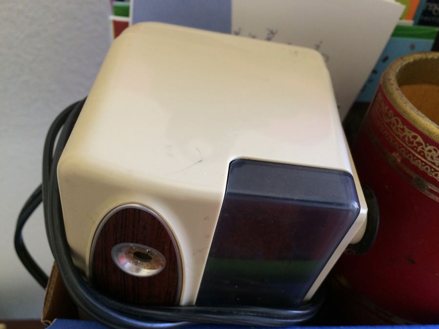 Huge Office Supply Lot [Photo 31]