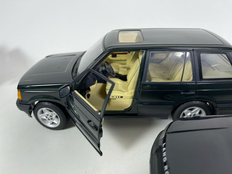 (2) Diecast Cars: ERTL Freelander Land Rover And AutoArt Range Rover 4.6 HSE [Photo 5]