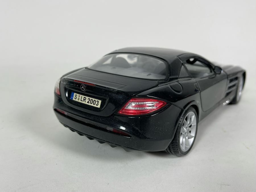 Maisto Mercedes-Benz SLR McLaren Diecast Car [Photo 8]